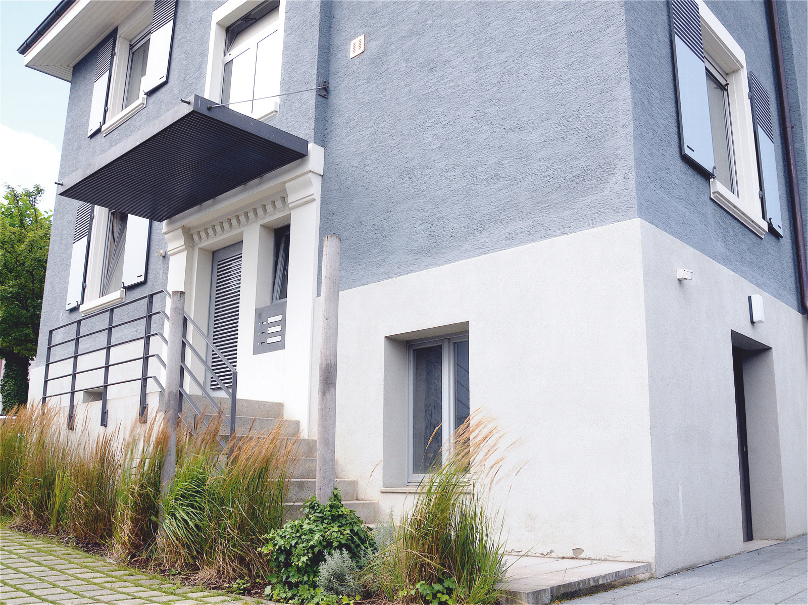 Germany, Kenzingen, reference Schmidt, renovation, external wall grille