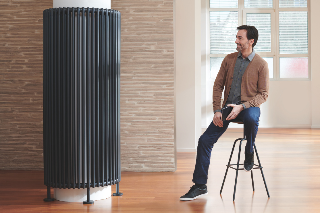 [Translate to Nederlands:] Zehnder Charleston maatwerkradiator in gebogen vorm