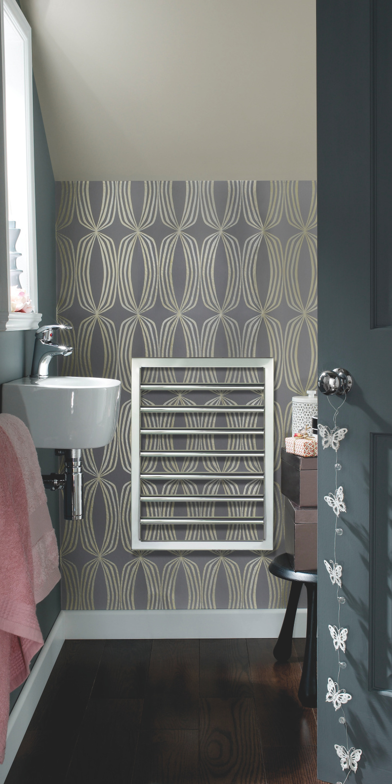 Zehnder_RAD_Subway_grey Rendering Zehnder Subway Decorative radiator Front view