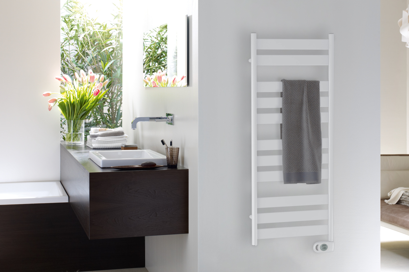 Rendering Zehnder Zeta Decorative radiator 