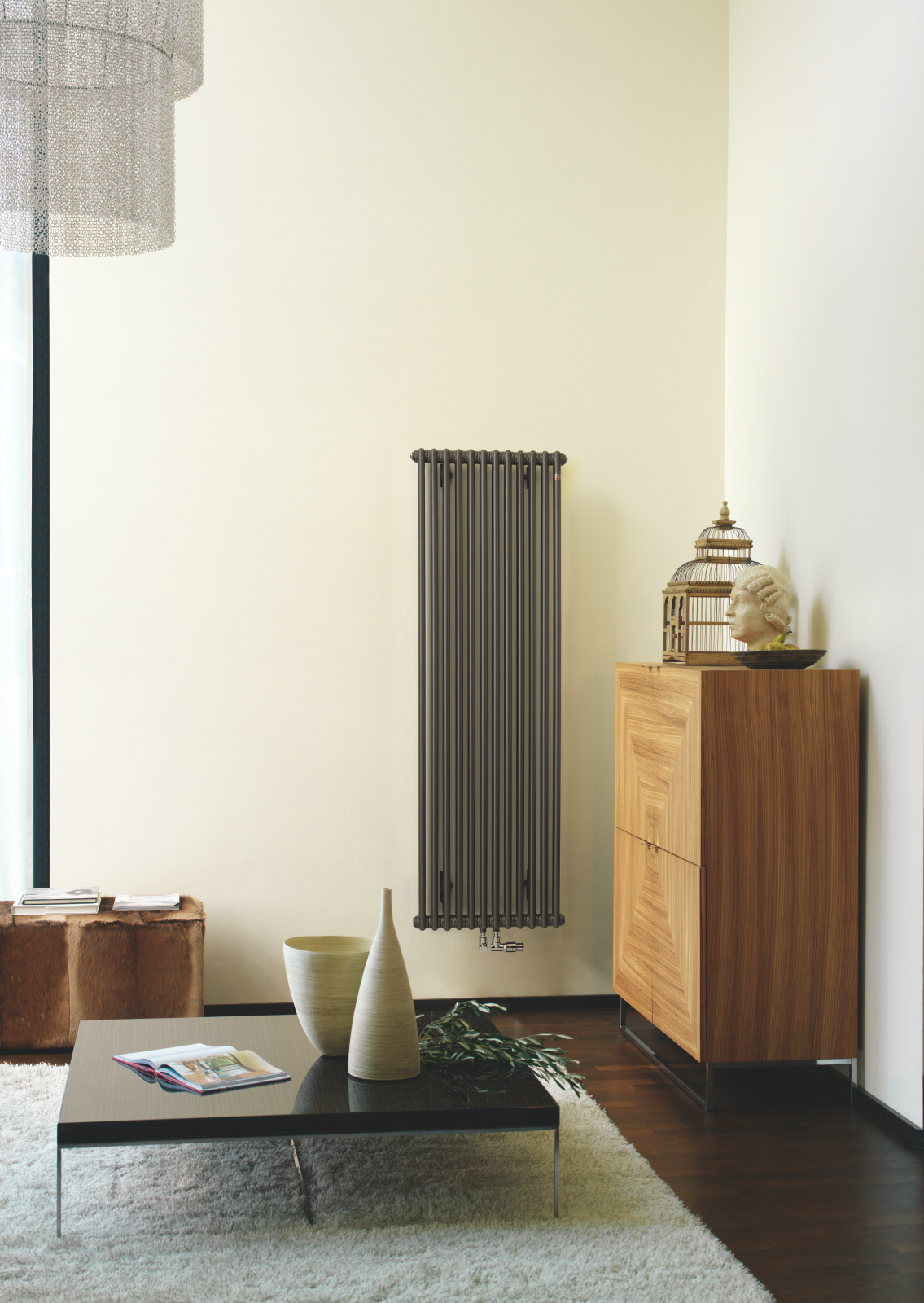 Rendering Zehnder Charleston Decorative radiator Front view