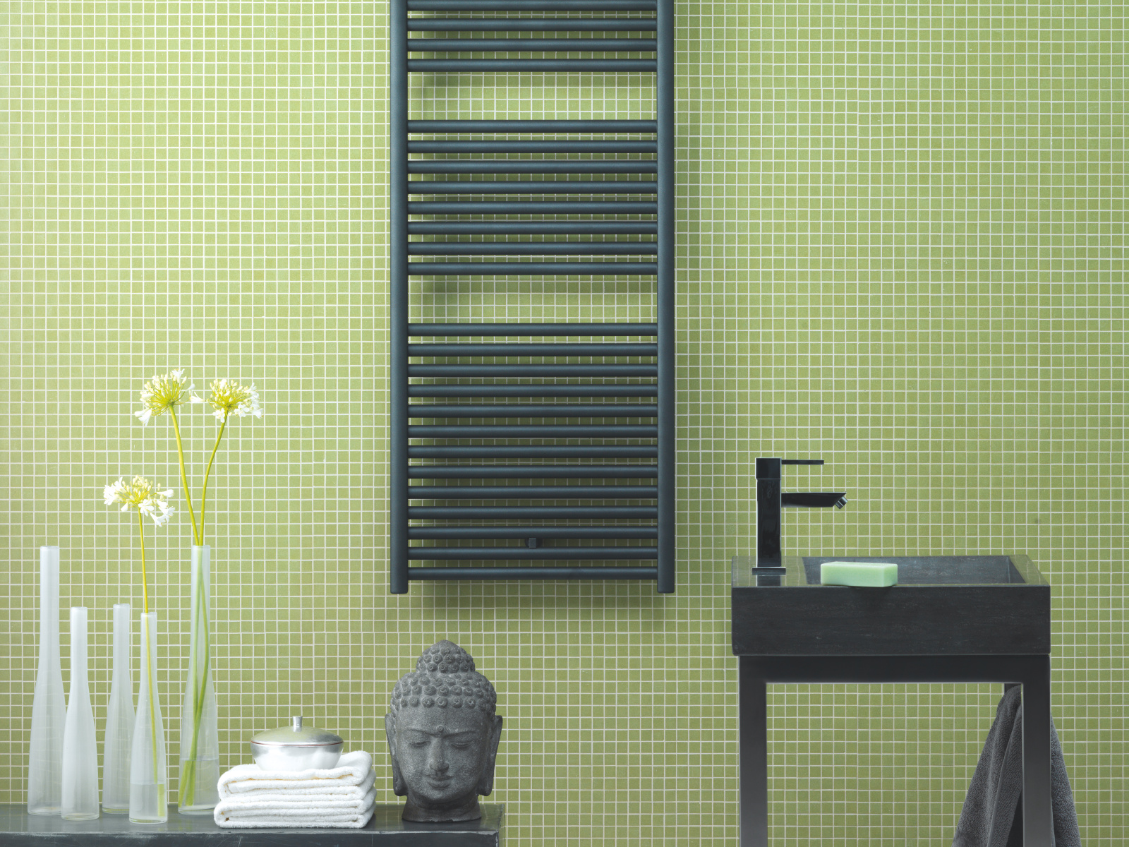 Zehnder_RAD_Toga-EL_radiator_volcanic_green wall_print+web Cut-Out Zehnder Toga Decorative radiator