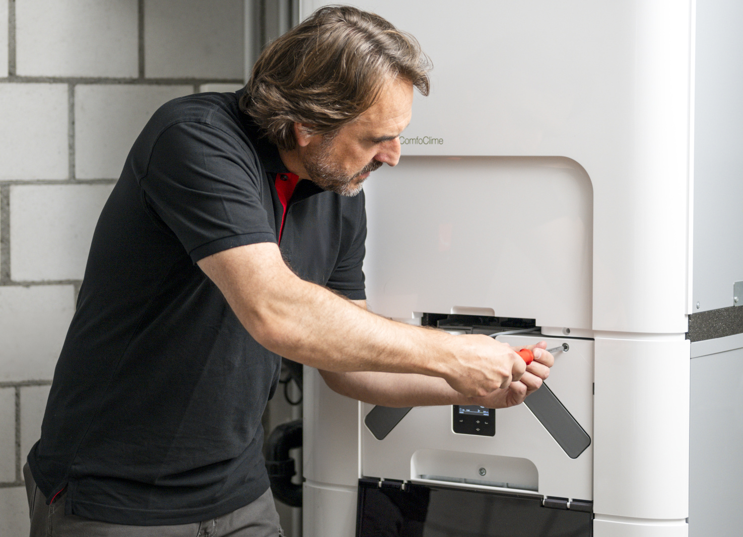 Zehnder_CSY_Installer-Shooting_image-0640_Retouched