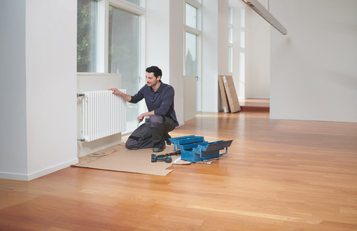 Rendering Zehnder Charleston Decorative radiator Side view